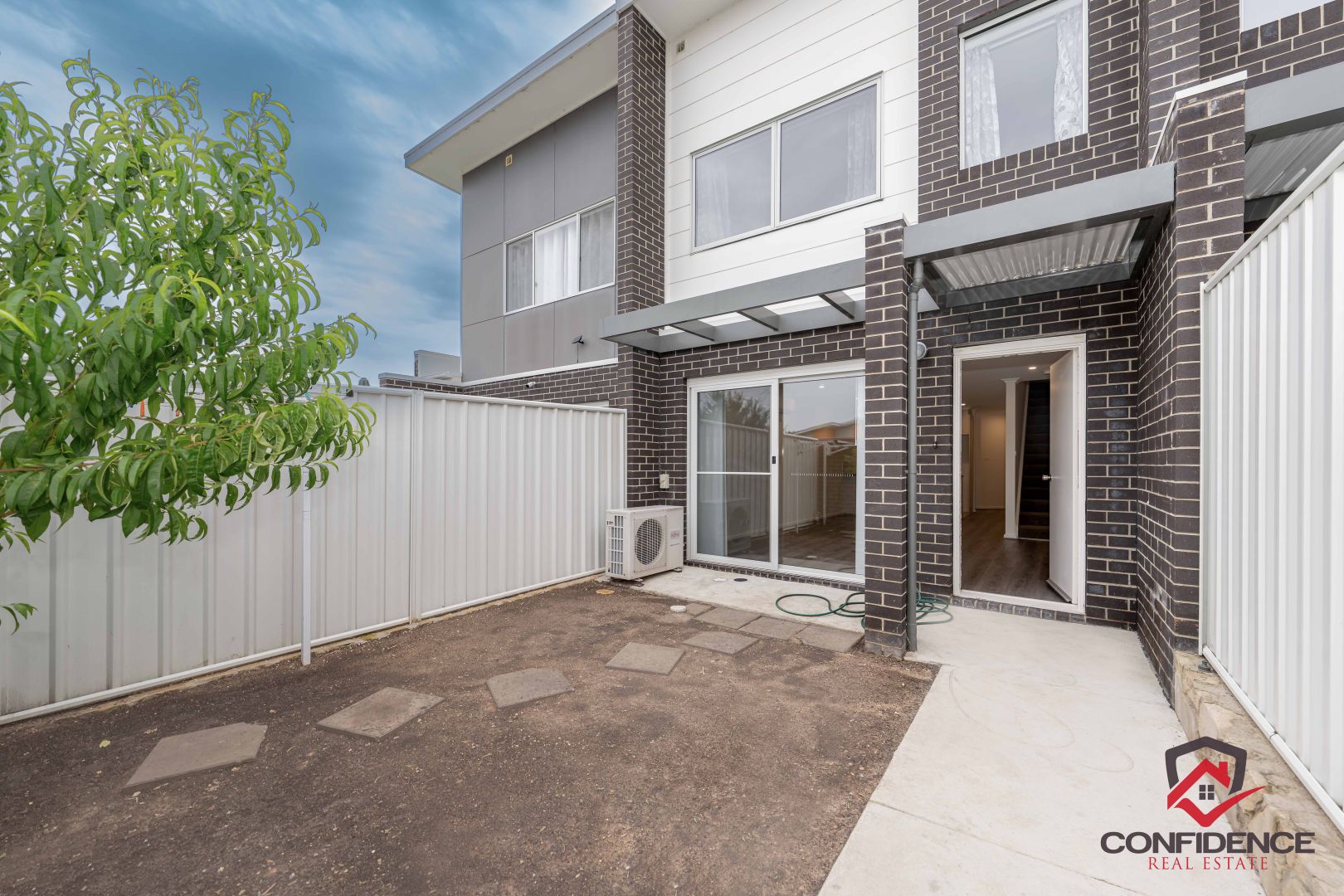 32/8 Ken Tribe Street, Coombs ACT 2611, Image 1