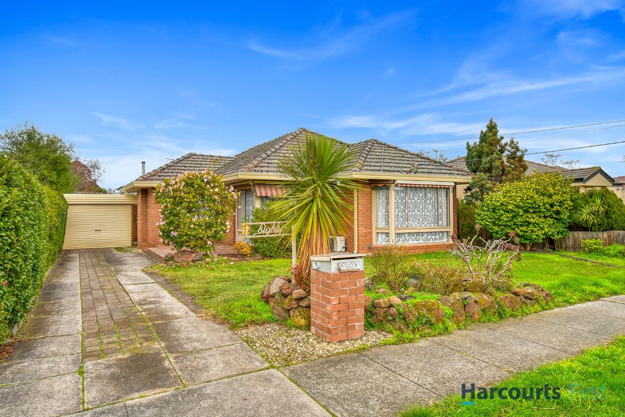 4 bedrooms House in 80 Brooks Street BENTLEIGH EAST VIC, 3165
