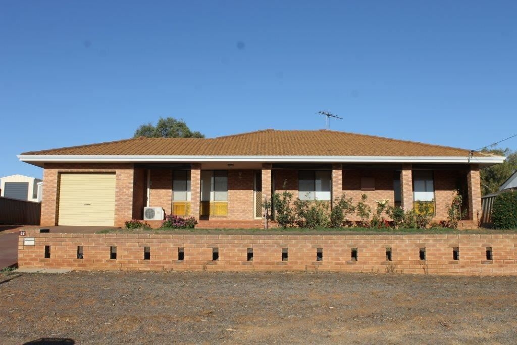 82 Robinson Street, Northampto Property History & Address Research