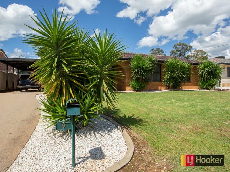 9 Milburn Rd, Oxley Vale NSW 2340, Image 0