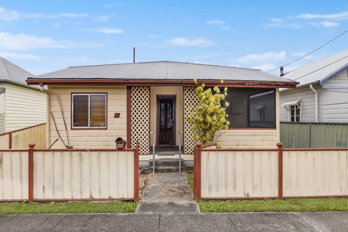 Picture of 17 Tozer Street, WEST KEMPSEY NSW 2440