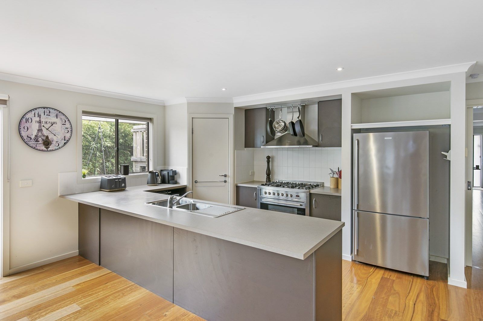 11 David Close, Skye VIC 3977, Image 1