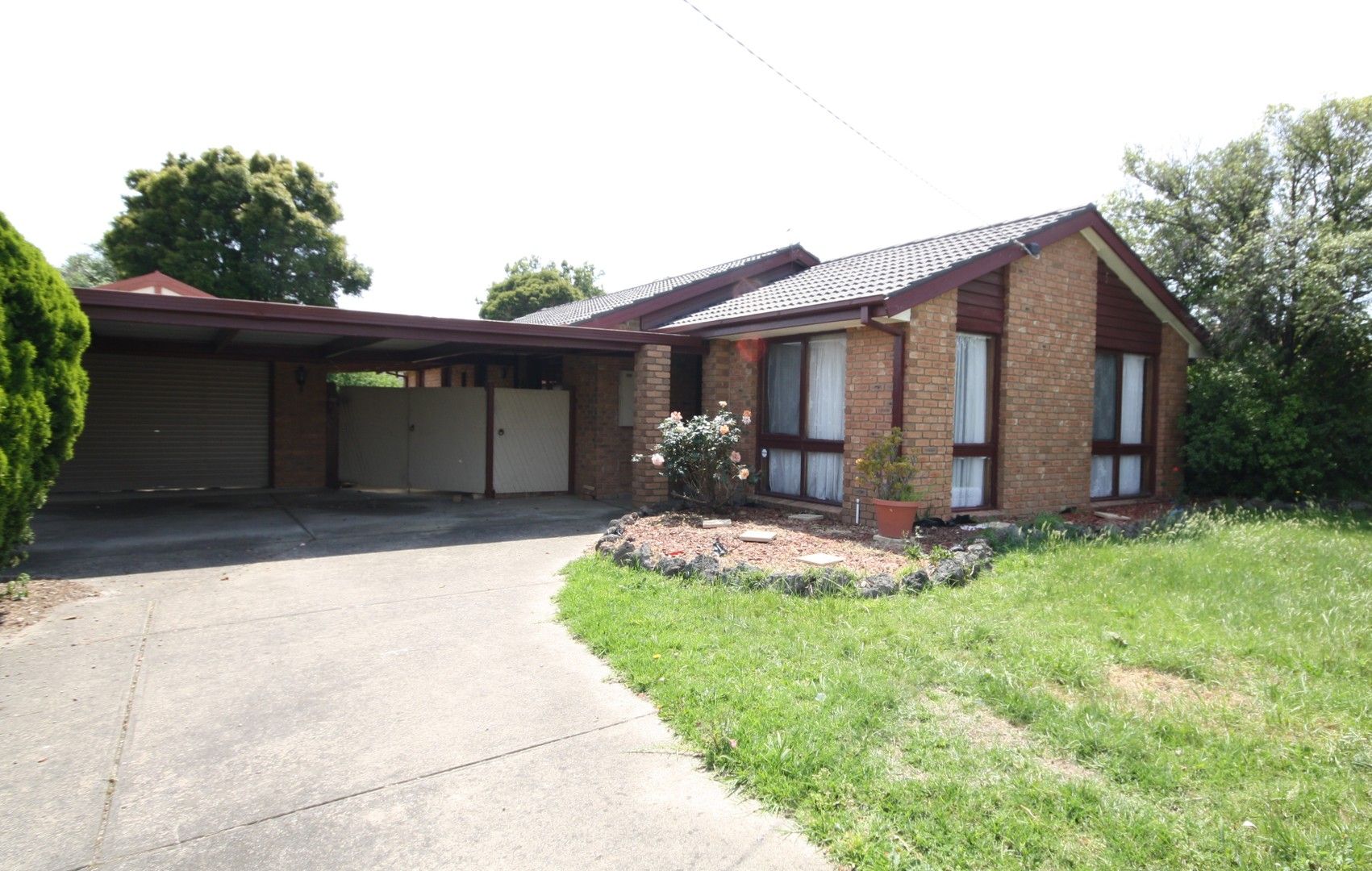 3 bedrooms House in 151 Fordholm Road HAMPTON PARK VIC, 3976