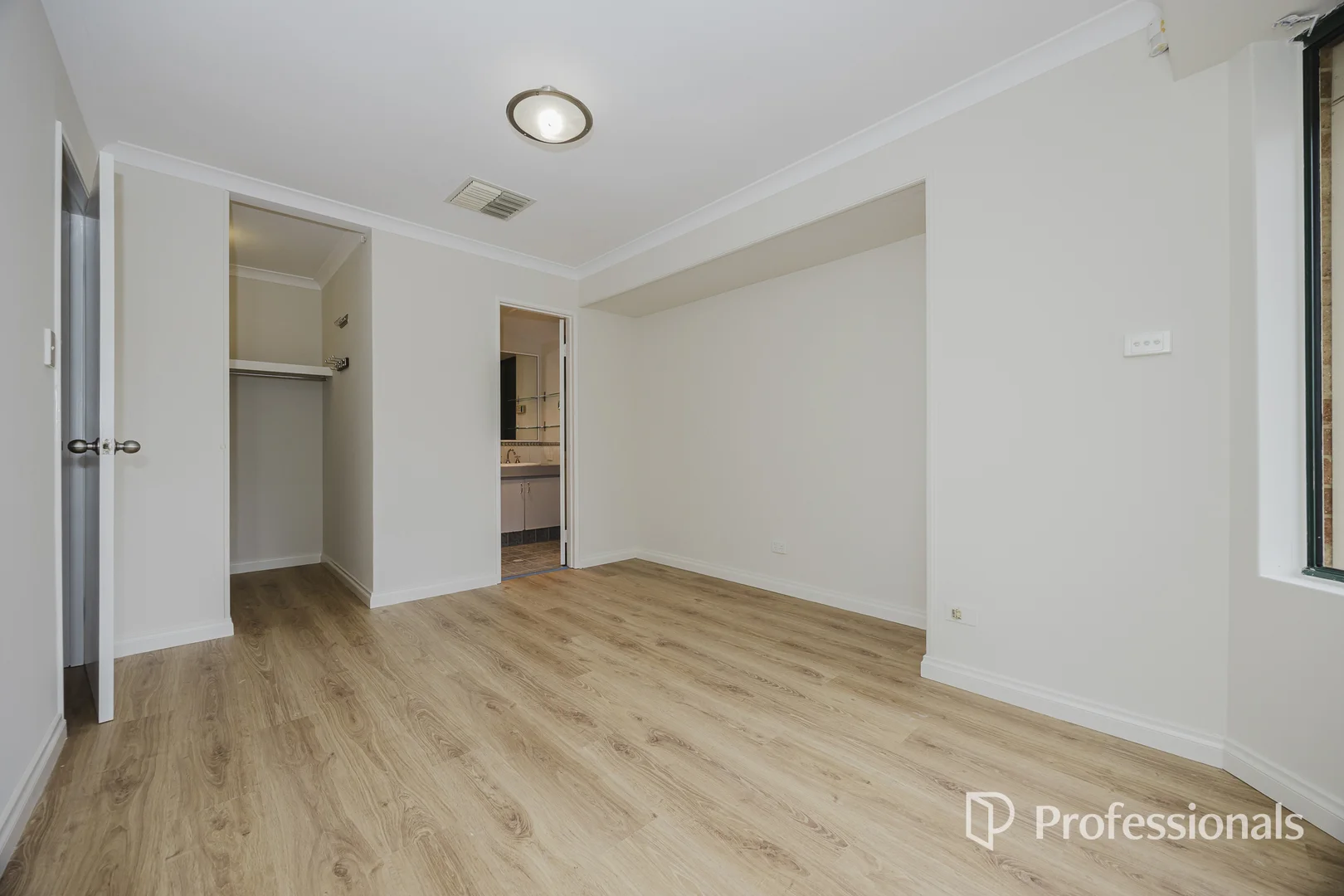 Additional image 9 of 32 Parrotbush Crescent, Ellenbrook WA 6069