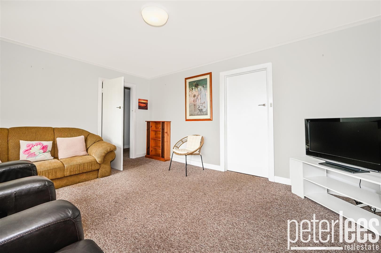 10 Maxwell Avenue, Poatina TAS 7302, Image 2