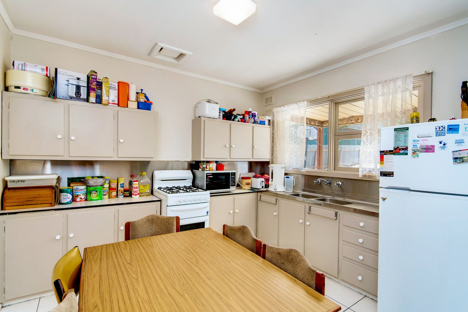 33 Moorong Road, O'Sullivan Beach SA 5166, Image 2