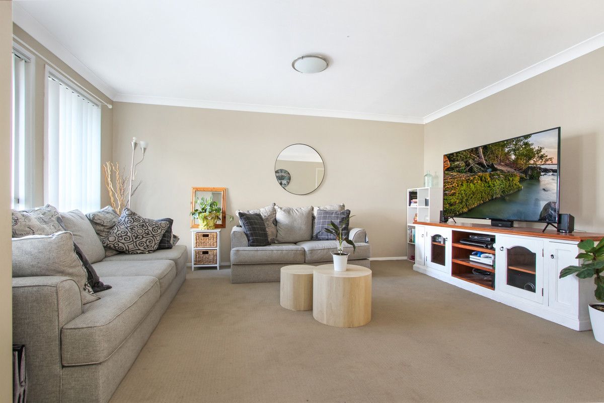10 Spears Place, Horsley NSW 2530, Image 1
