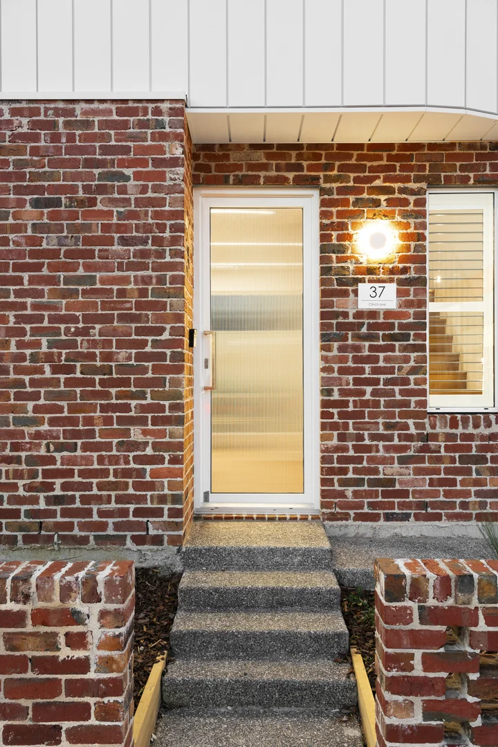 Image 18