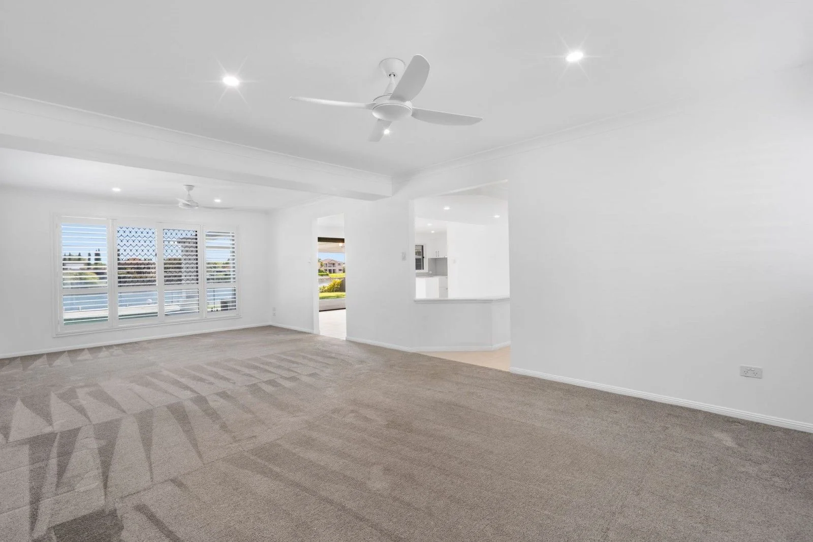Additional image 6 of 38 Lakeshore Drive, Helensvale QLD 4212
