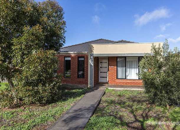 2 Dewar Crescent, Maddingley VIC 3340