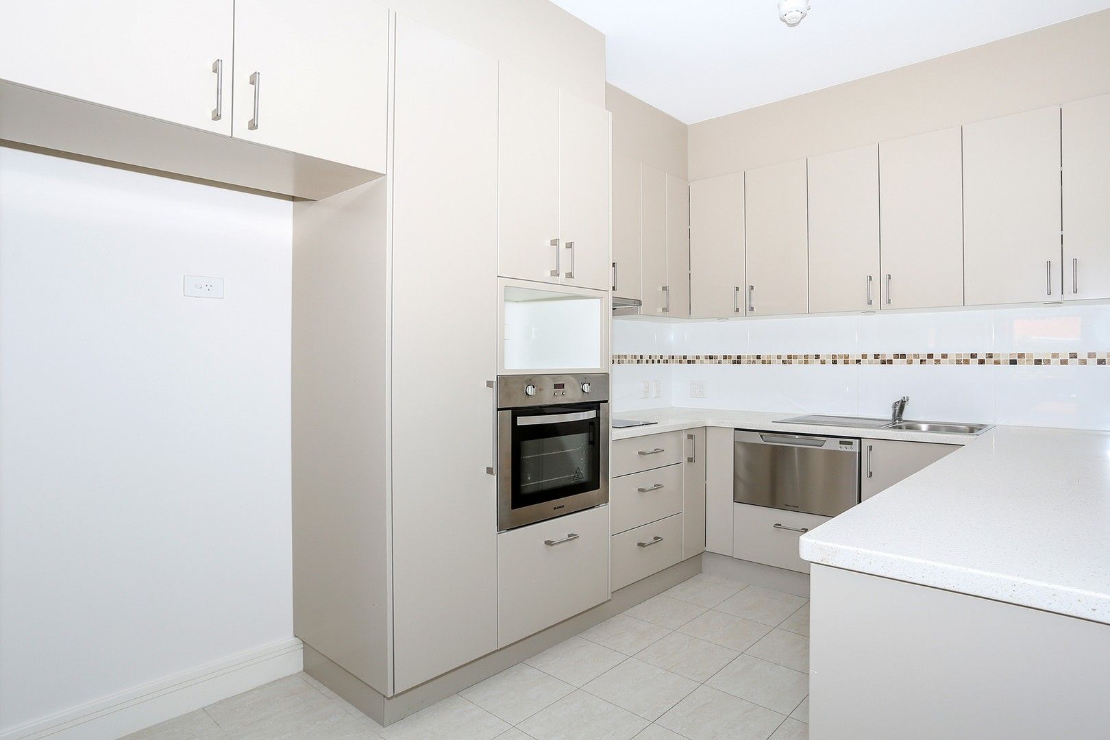 1 bedrooms Apartment / Unit / Flat in 219/60 Kalinda Drive CITY BEACH WA, 6015