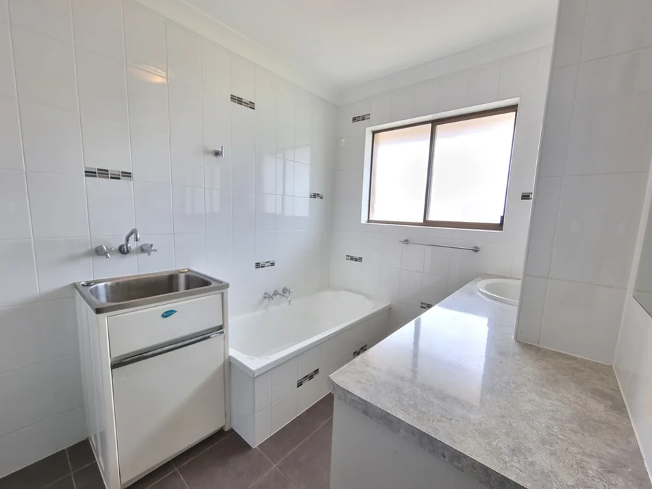 Additional image 11 of 8/1933 Gold Coast Highway, Burleigh Heads QLD 4220