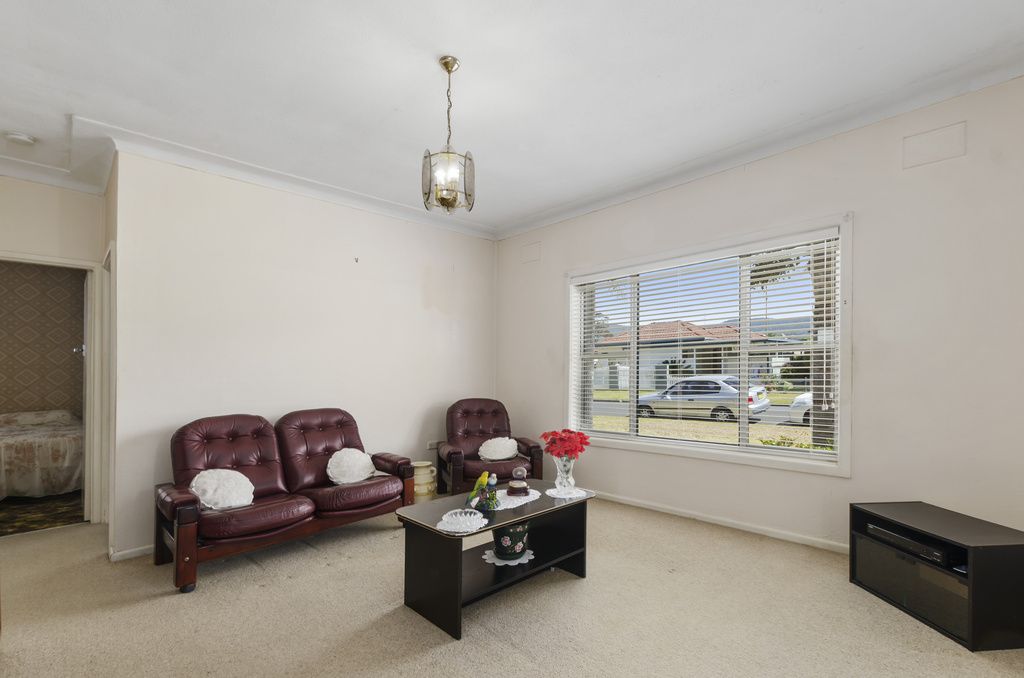 15 Dalton Street, Towradgi NSW 2518, Image 1