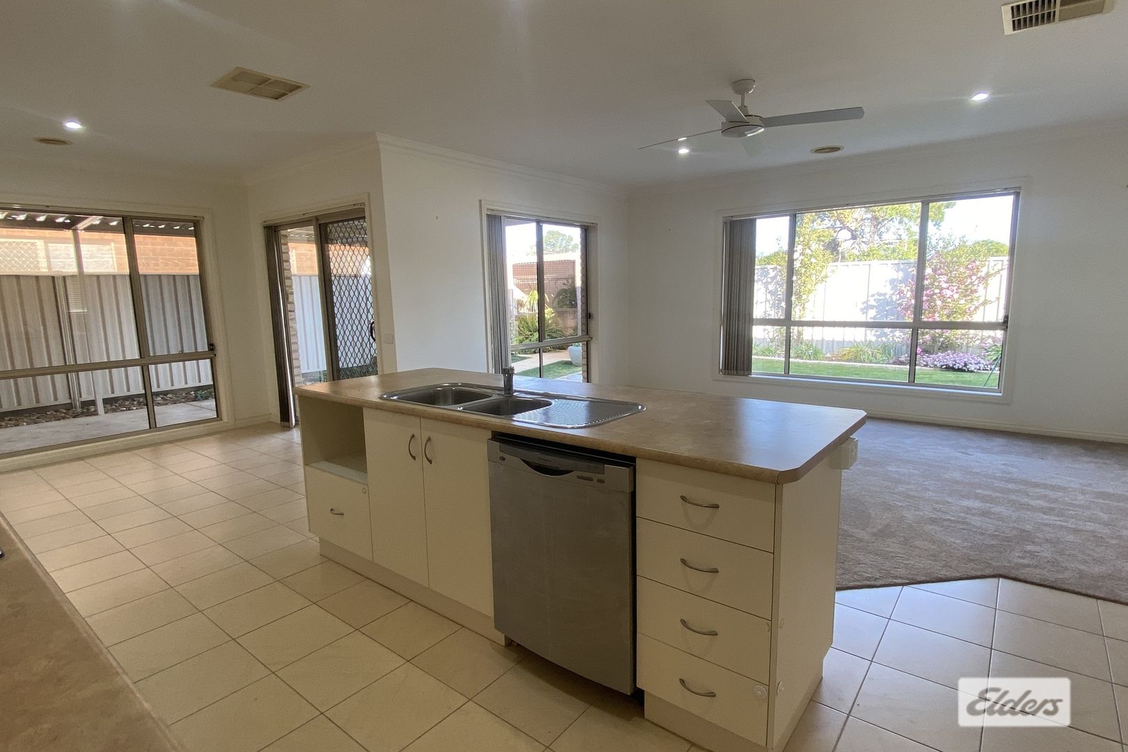 13/101-103 Pearce Street, Howlong NSW 2643, Image 2