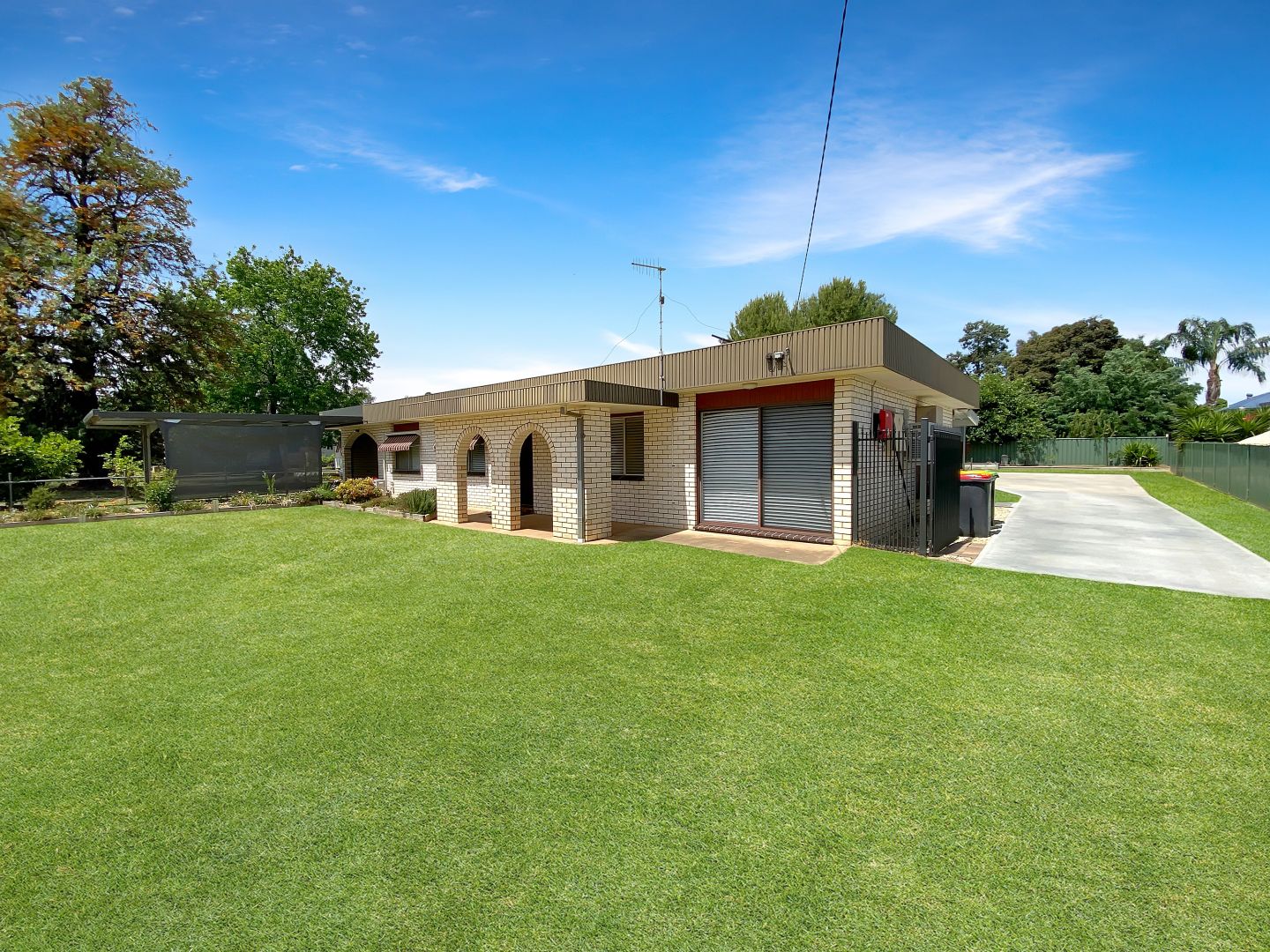 30 McAlister Street, Darlington Point NSW 2706, Image 2