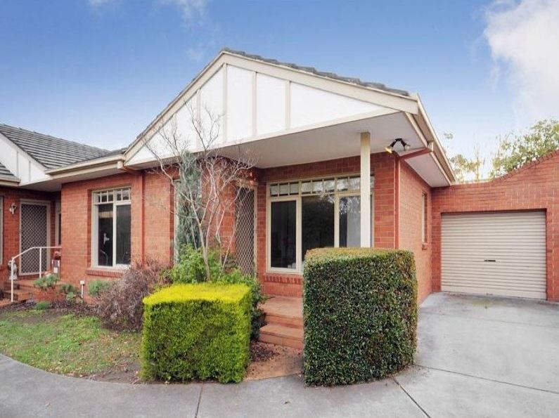 2 bedrooms Apartment / Unit / Flat in 3/8 Elbena Grove CARNEGIE VIC, 3163
