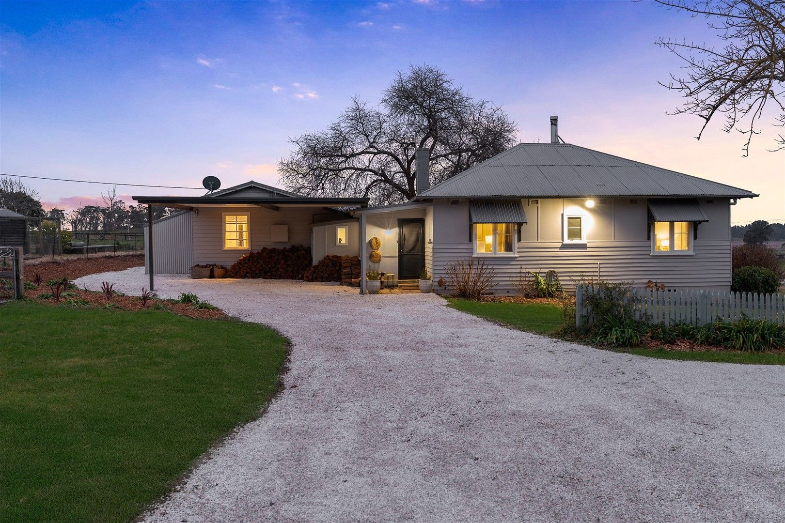 3 bedrooms House in 247 Nowra Road MOSS VALE NSW, 2577