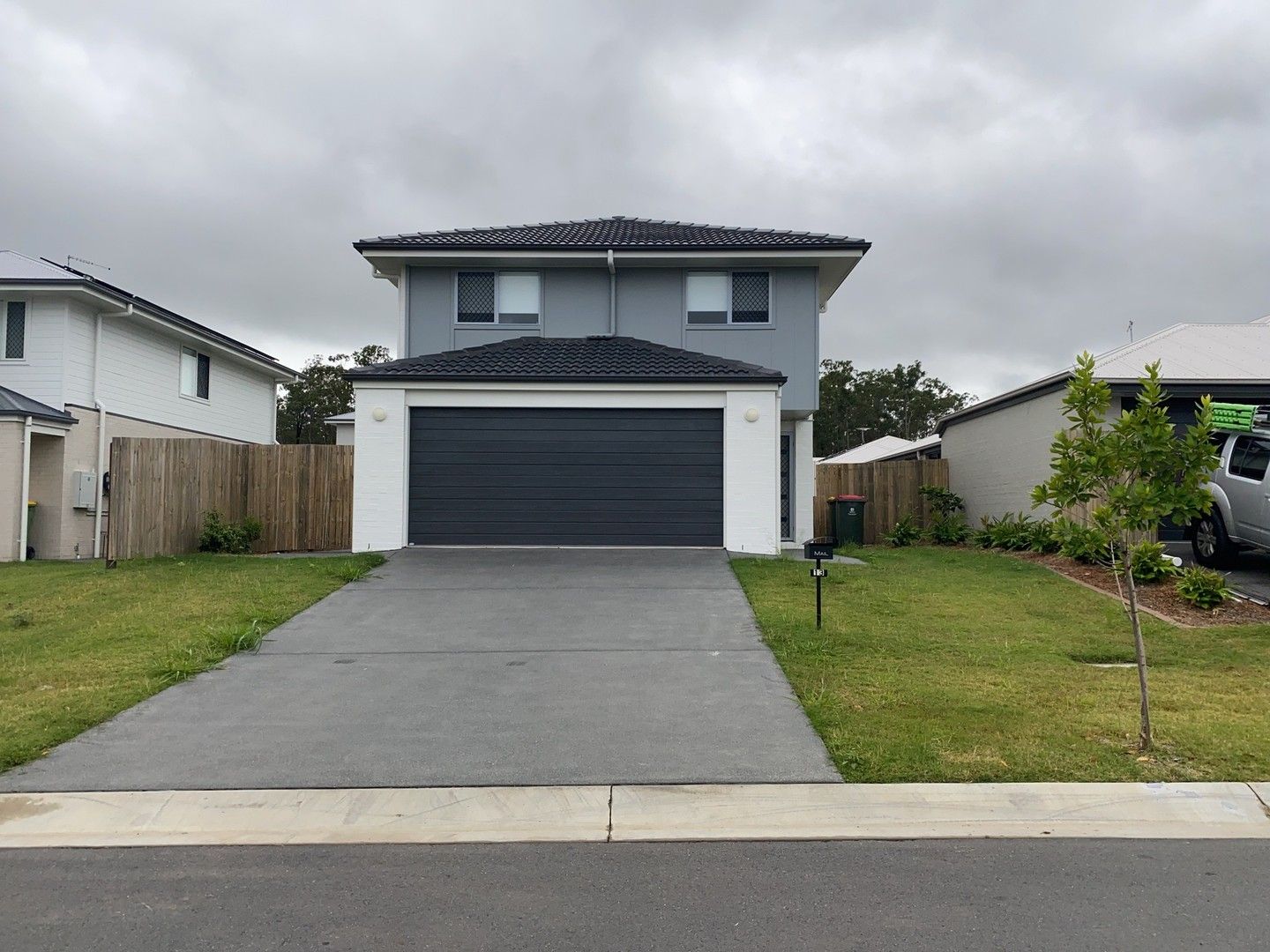 4 bedrooms House in 13 HIBBARD COURT COLLINGWOOD PARK QLD, 4301