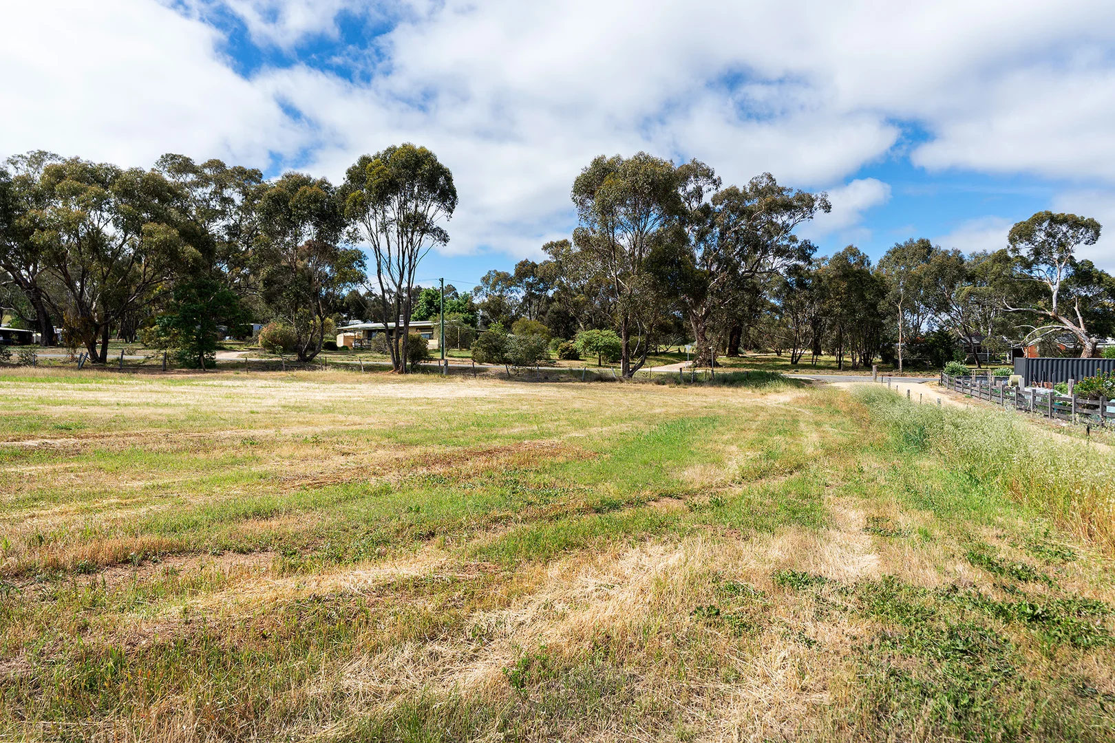 Additional image 5 of 1/45 Fryers Street, Guildford VIC 3451