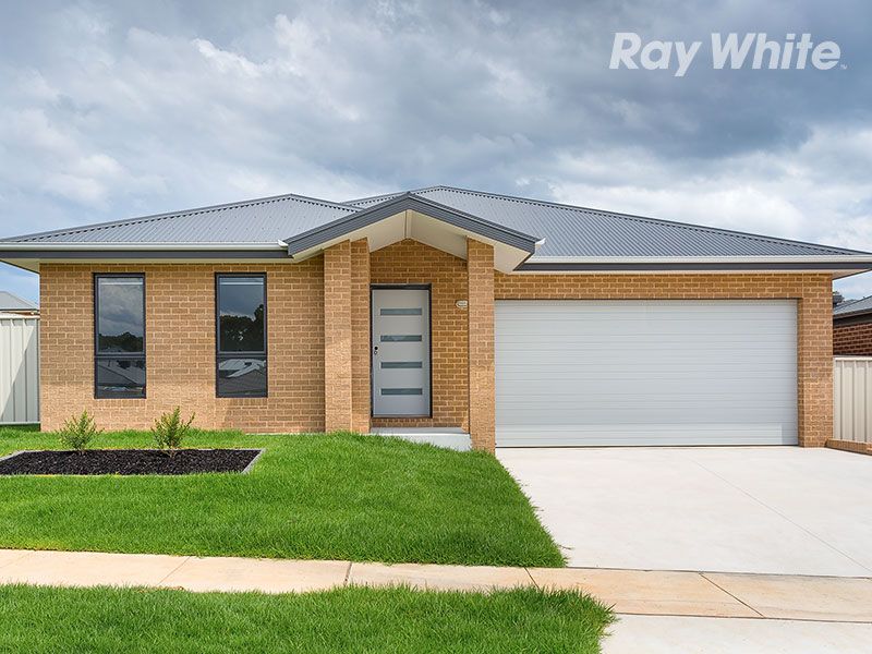 67 Felstead Circuit, Thurgoona NSW 2640