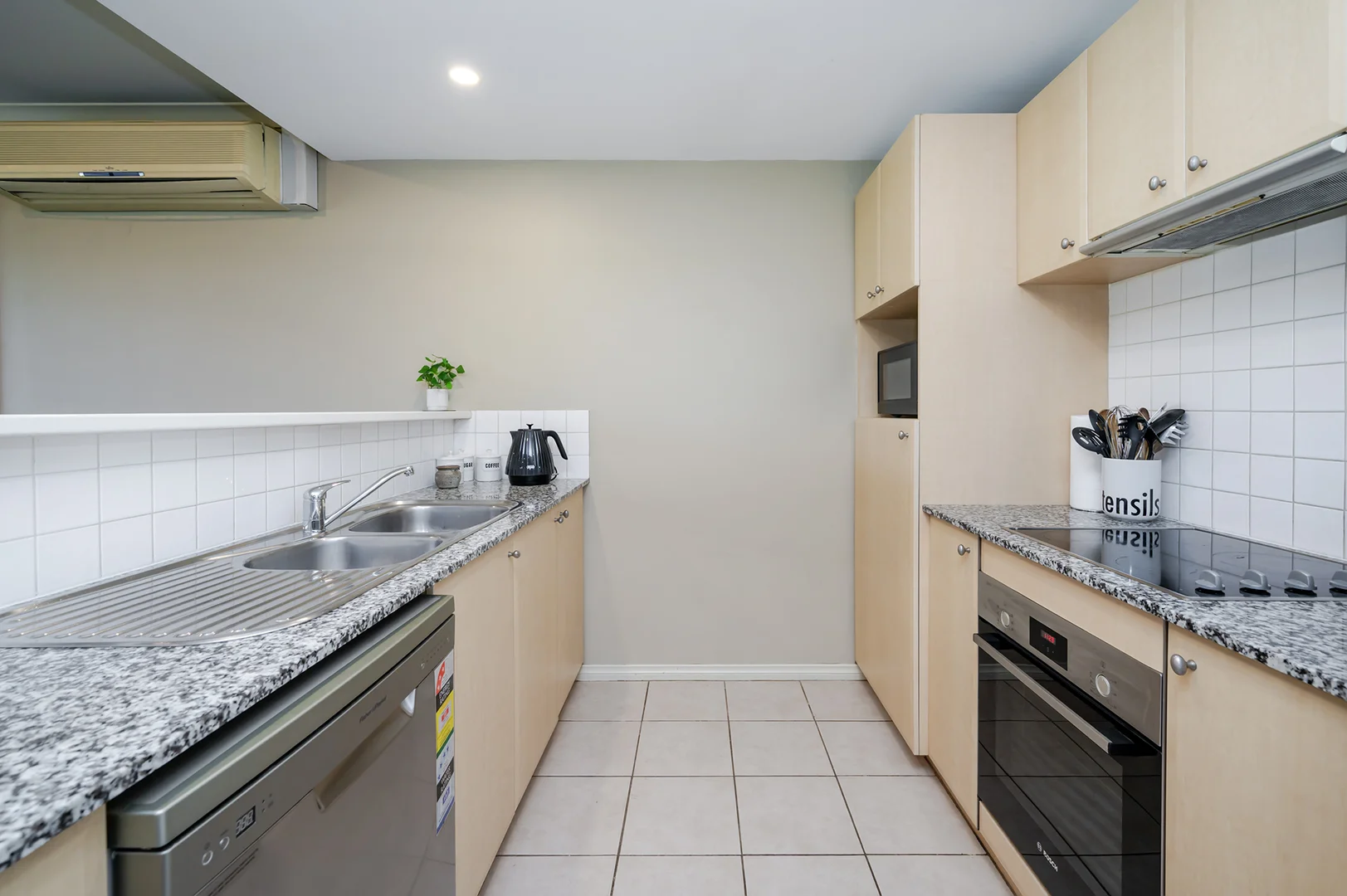 Additional image 12 of 5/14 Waterloo Crescent, East Perth WA 6004