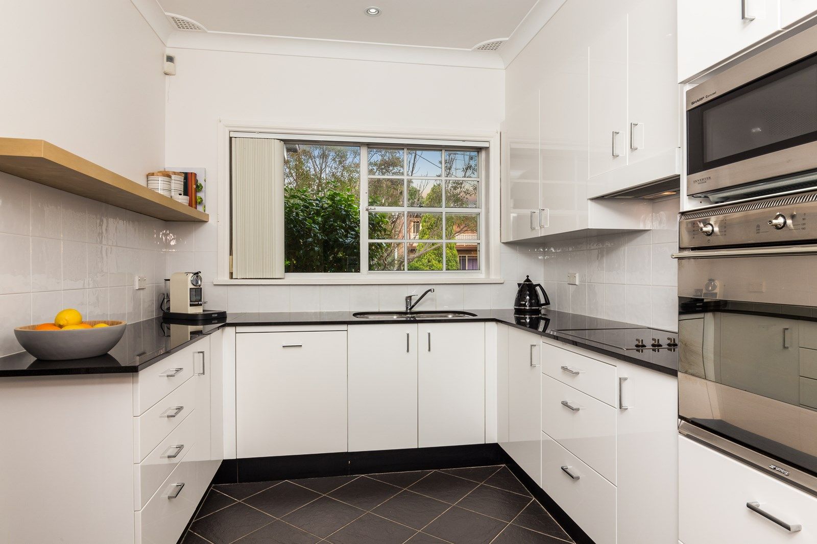 1/79 Greenacre Road, Connells Point NSW 2221, Image 2