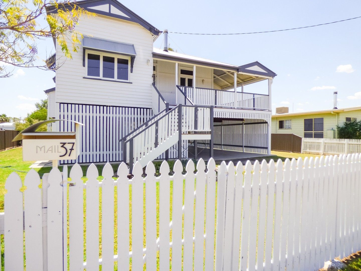 4 bedrooms House in 37 Ivy Street ROMA QLD, 4455