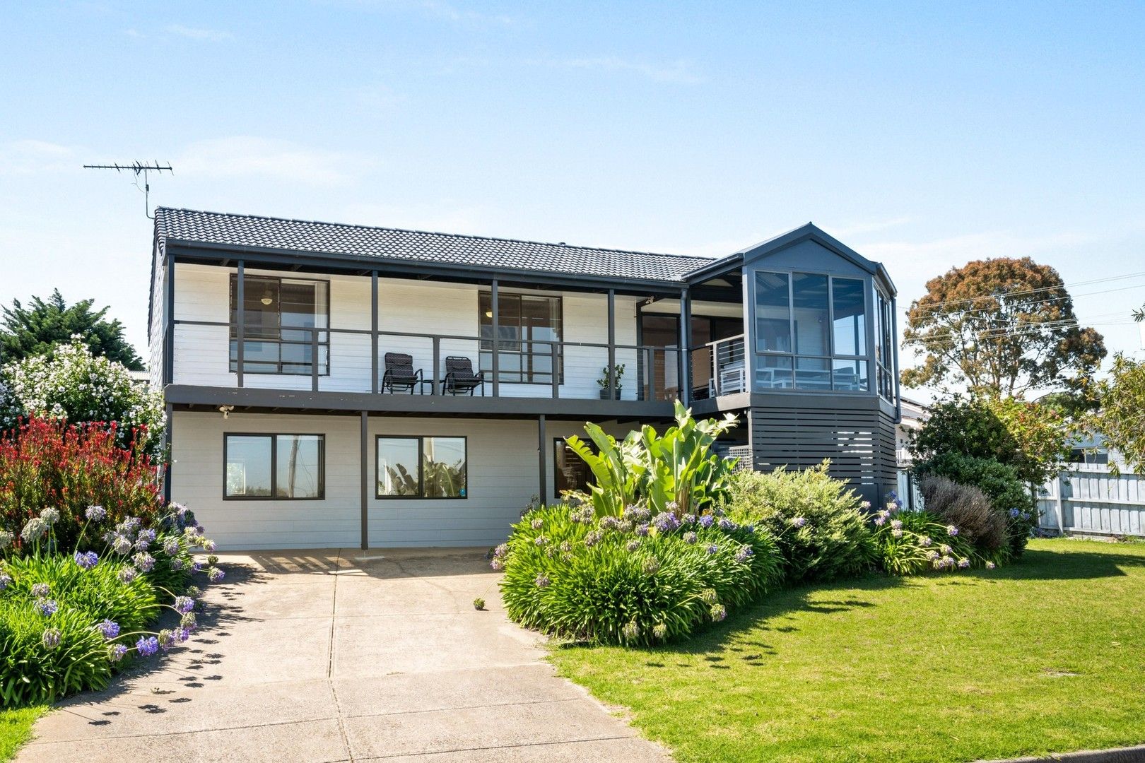 4 bedrooms House in 81 Geelong Road PORTARLINGTON VIC, 3223