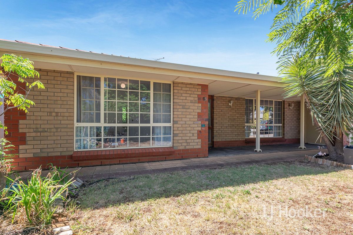 65 Jacaranda Drive, Craigmore SA 5114, Image 2