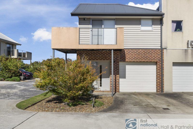 8/2 Sanoma Drive, Skye VIC 3977, Image 0