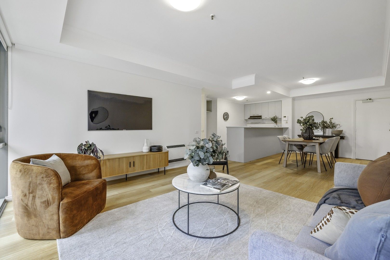 2 bedrooms Apartment / Unit / Flat in 1010/83 Queens Bridge Street SOUTHBANK VIC, 3006