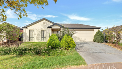 Picture of 29 Maclarens Close, MANOR LAKES VIC 3024