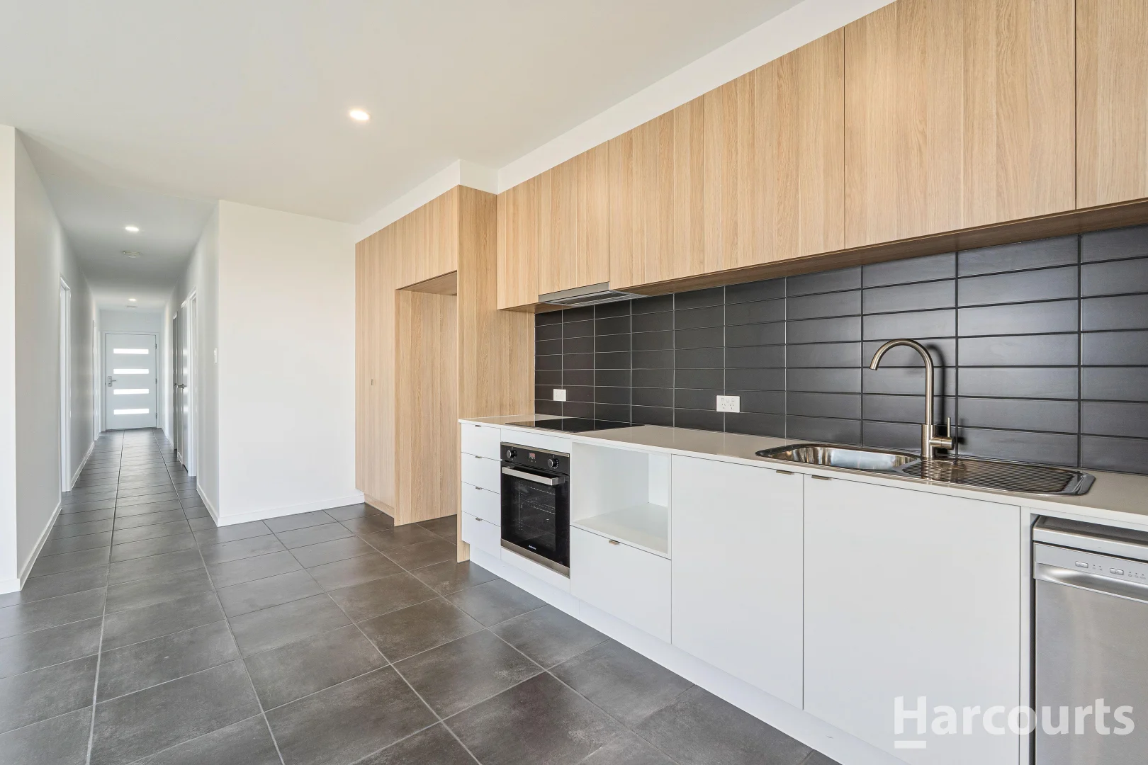 Additional image 2 of 1/33 Summer Drive, Wondunna QLD 4655