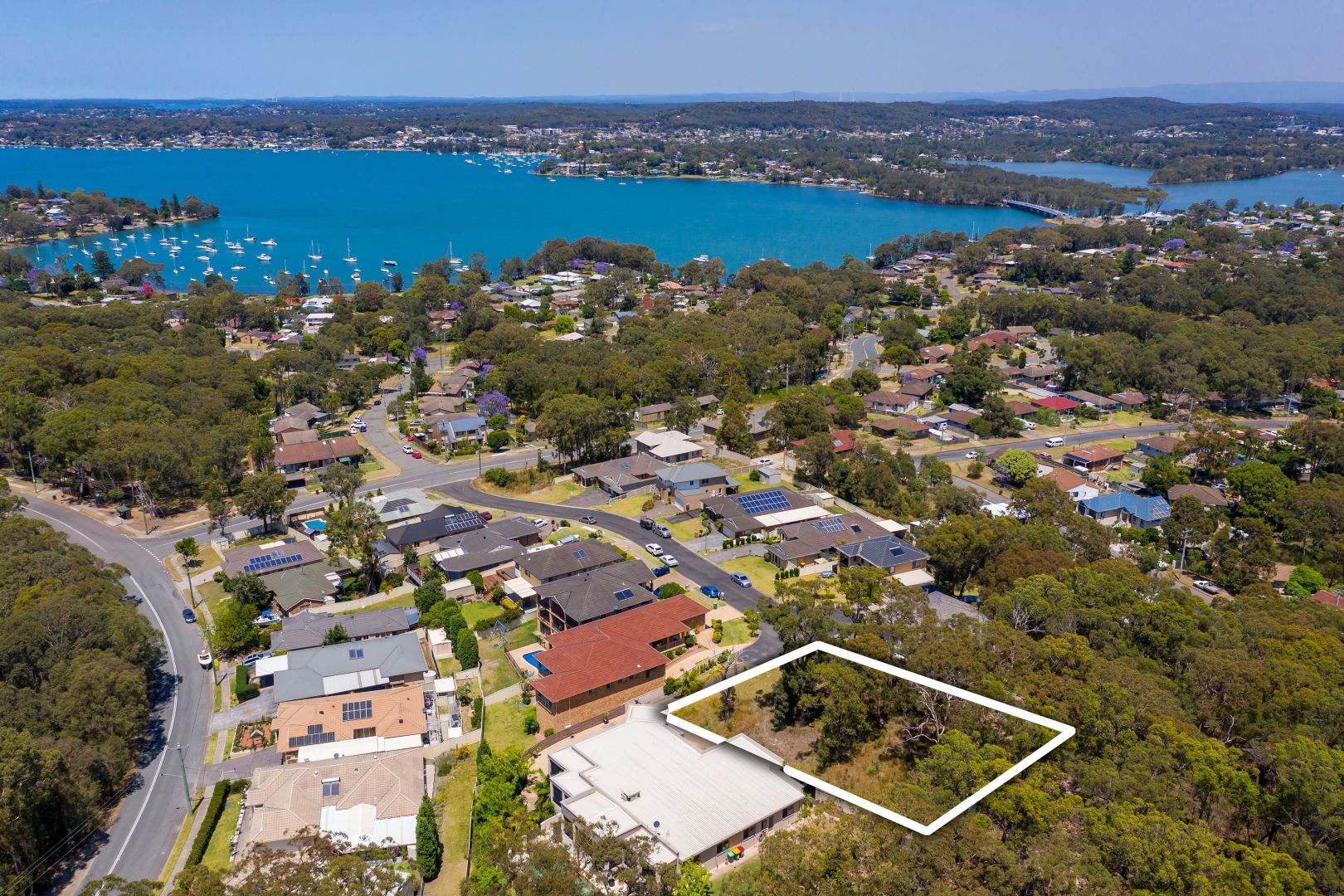 16 Karina Place, Bolton Point Property History & Address Research