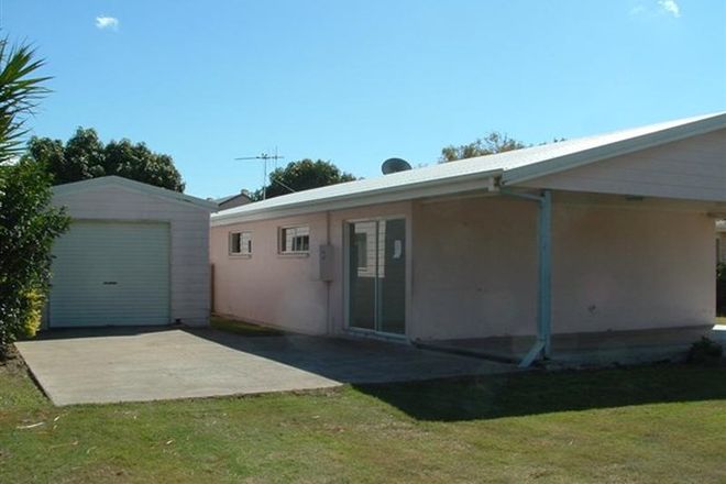 Picture of 3 Simpson Street, BURRUM HEADS QLD 4659