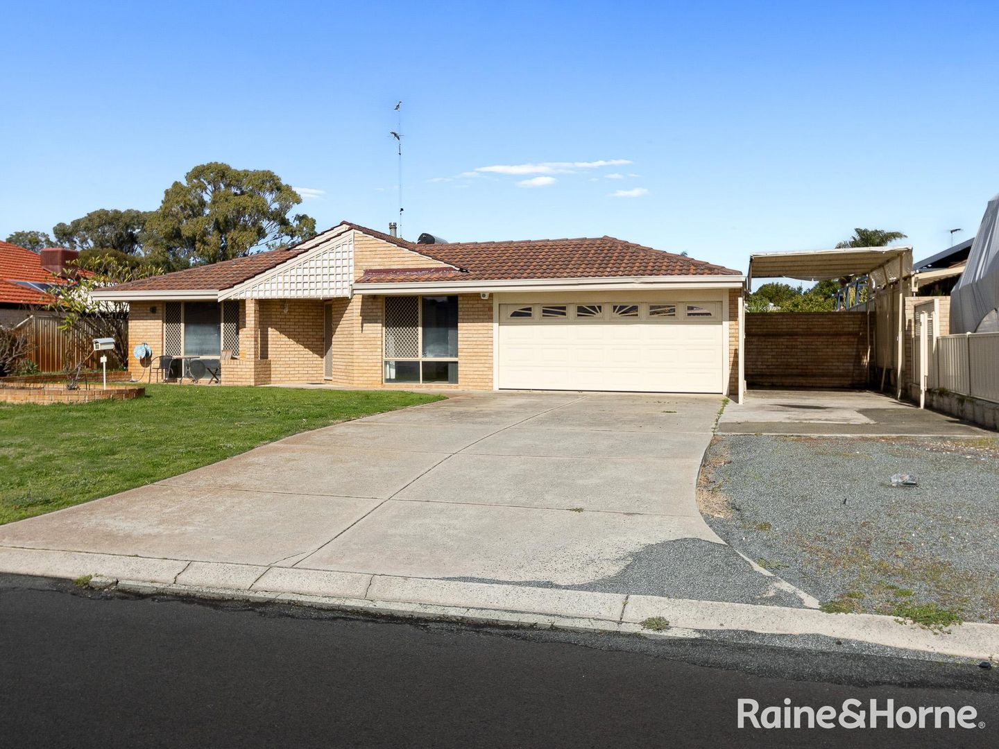 32 Erica Street, Coodanup WA 6210, Image 1