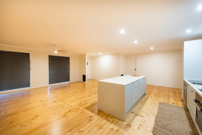 Additional image 12 of 33 Buggy Crescent, McKellar ACT 2617