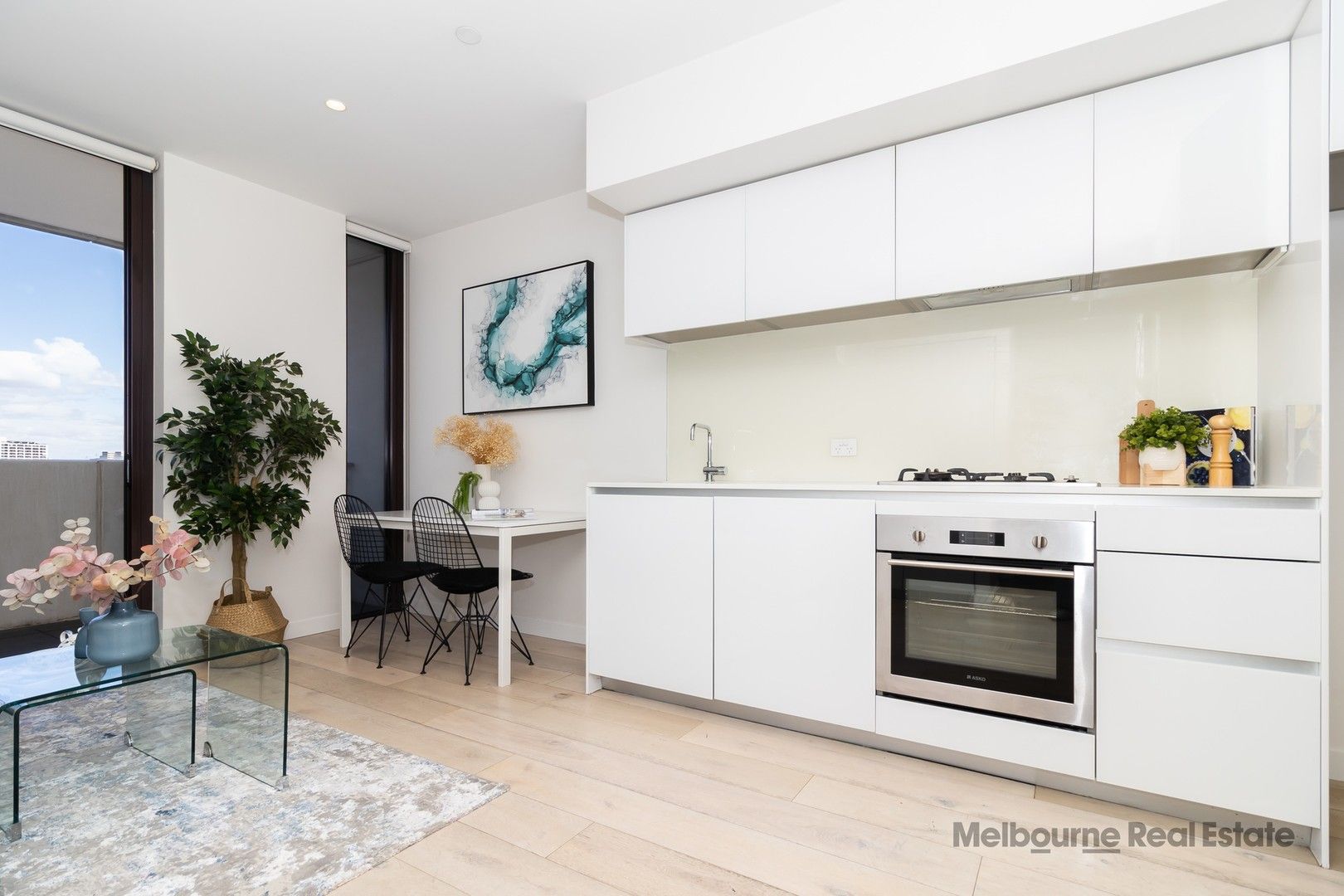 2 bedrooms Apartment / Unit / Flat in 615/132 Commercial Road PRAHRAN VIC, 3181