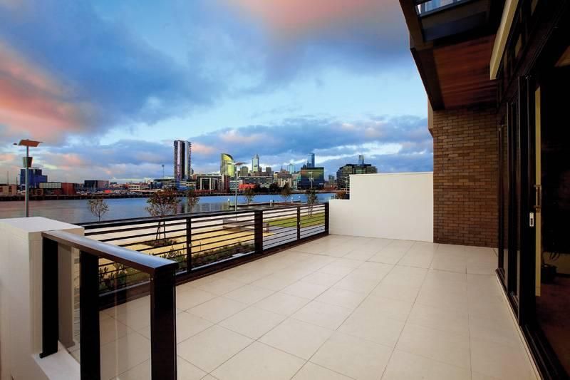 48 South Wharf Drive, DOCKLANDS VIC 3008, Image 0