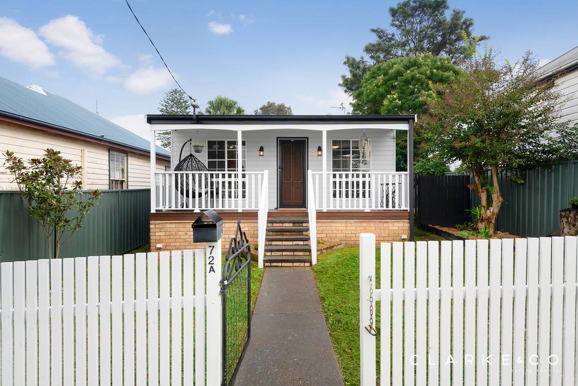 Picture of 72A Brooks Street, TELARAH NSW 2320