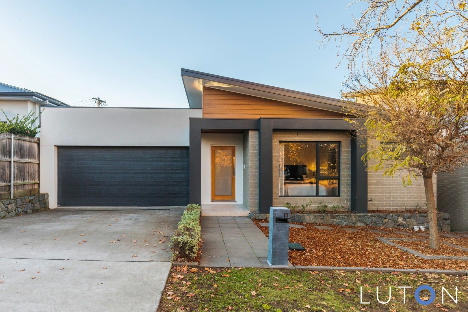 3 bedrooms House in 10 Derwent Street LYONS ACT, 2606