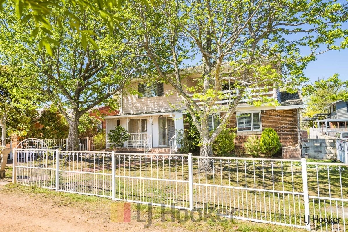 12 Moncrieff Street, Dickson Property History & Address Research Domain