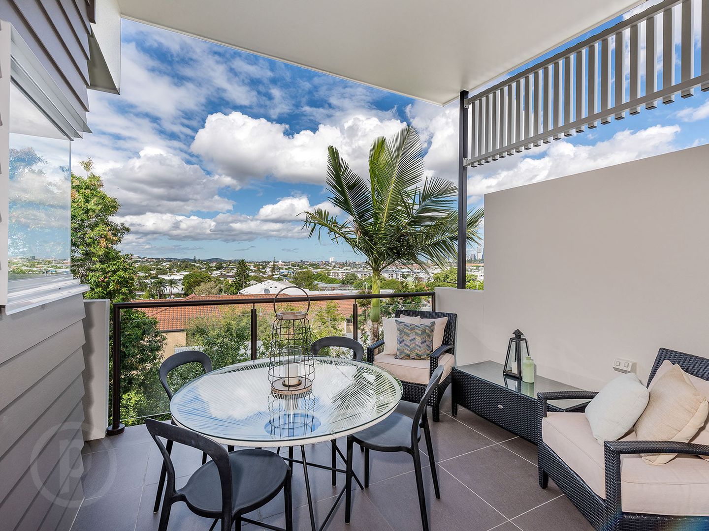 8/23 Wambool Street, Bulimba QLD 4171, Image 1