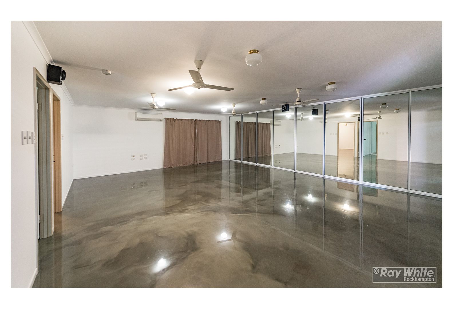 14 Ottaway Street, Norman Gardens QLD 4701, Image 2