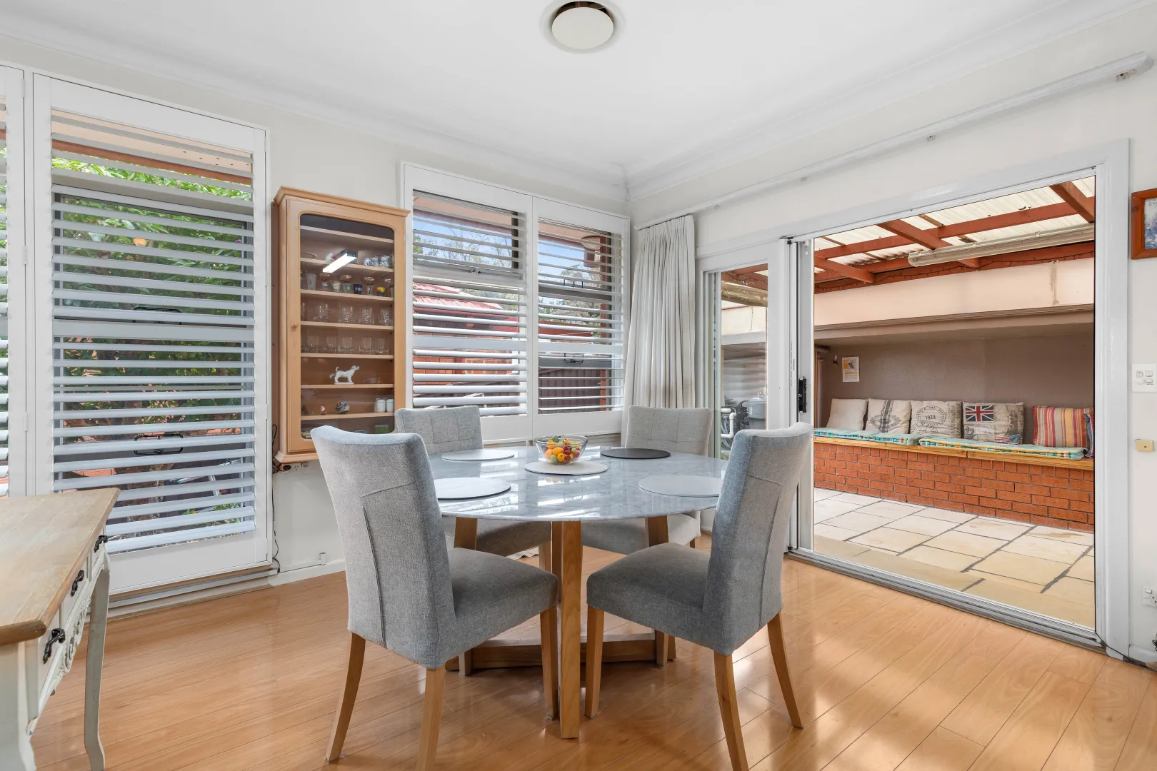 Lovingly Held Family Home in Sought After Location – pohled 4