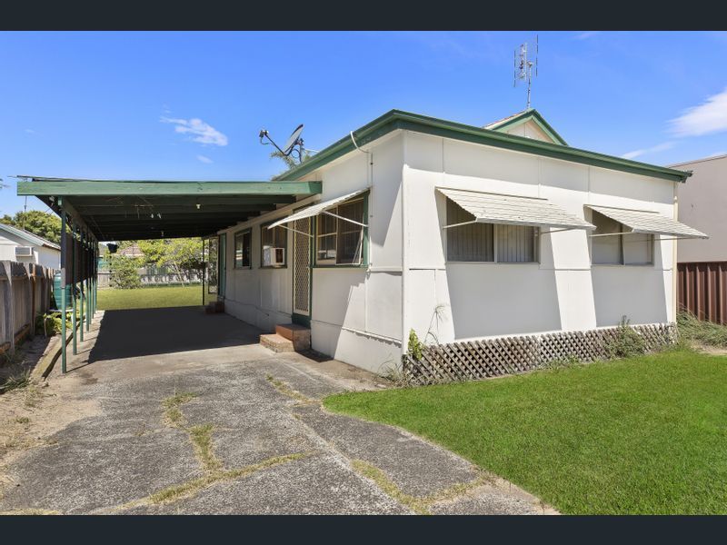 1 Leslie Street, Umina Beach NSW 2257, Image 0