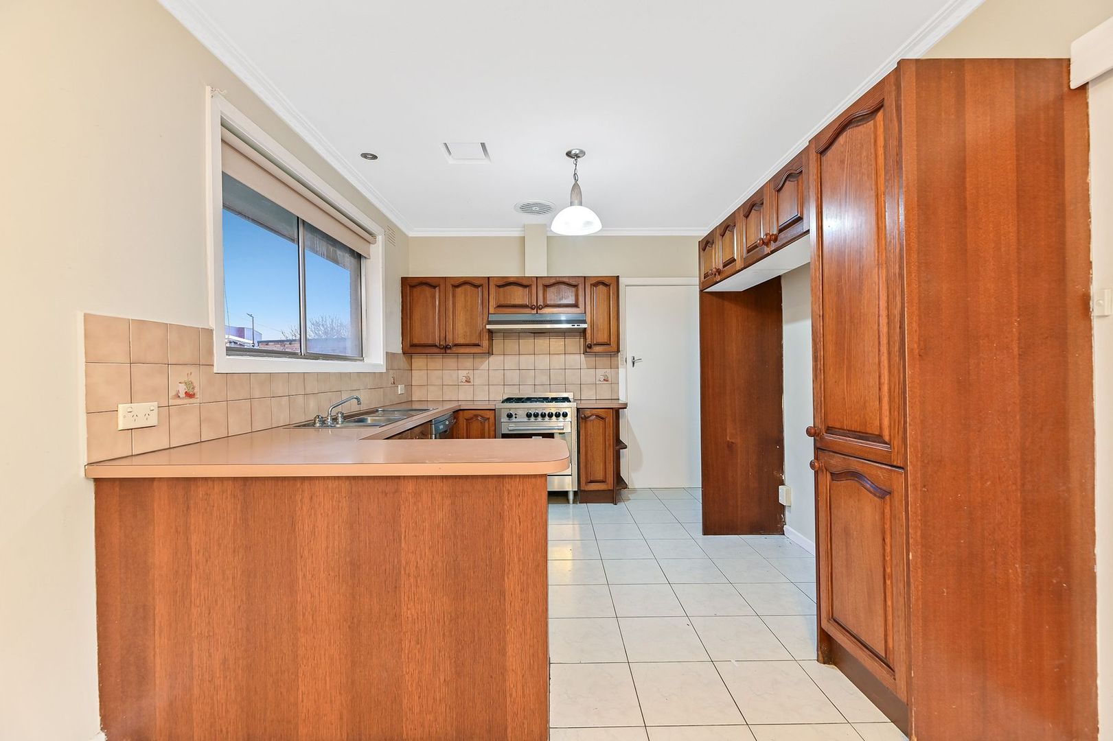 10 Edney Court, Noble Park VIC 3174, Image 2