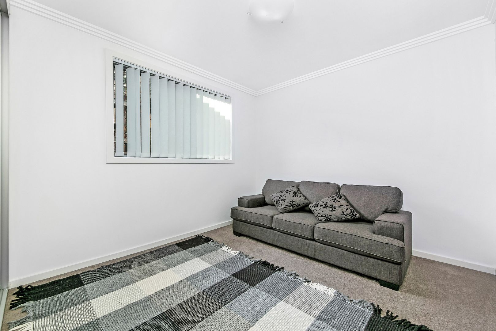 4/12 Ellis Street, Condell Park NSW 2200, Image 2