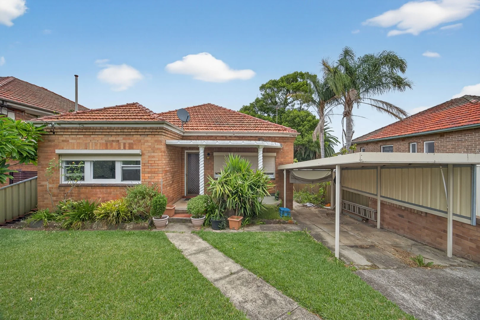 Primary image of 22 Warren Parade, Punchbowl NSW 2196
