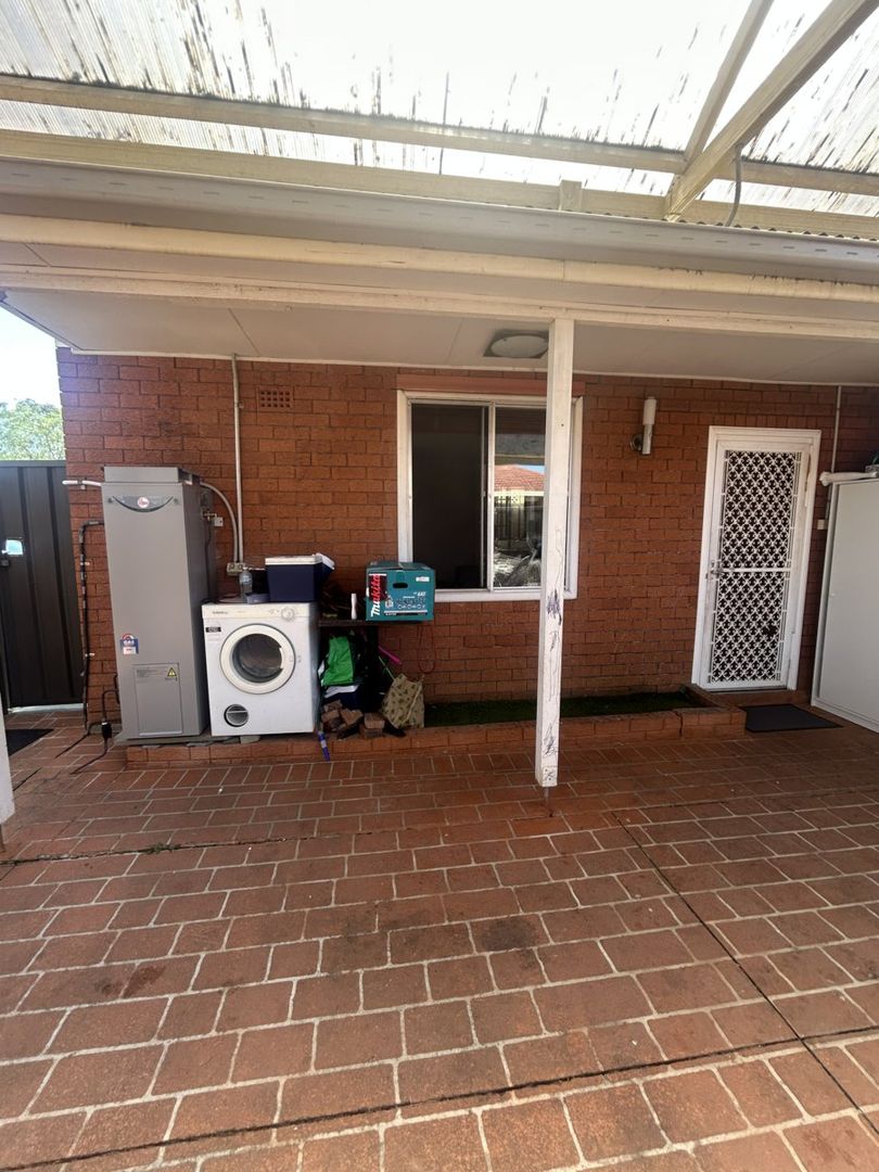 3 bedrooms House in 51 Wenke Cres YAGOONA NSW, 2199